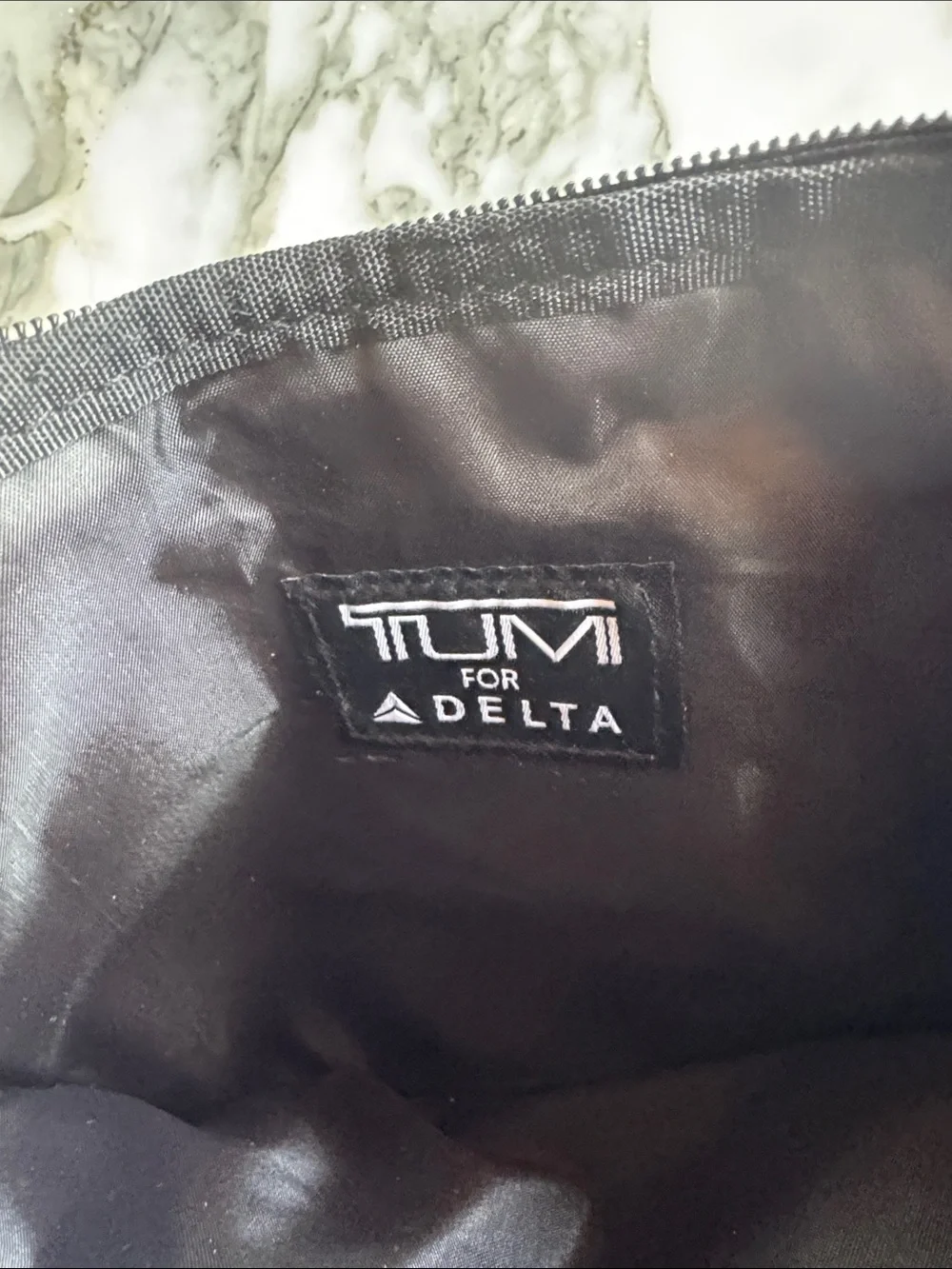 TUMI for Delta Purple Nylon Amenity Kit Travel Cosmetic Toiletry Pouch